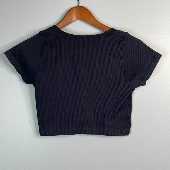 Garage Ribbed V-Neck Crop Top Black Stretch Baby Tee Size L - Picture 5 of 8